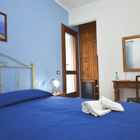 Bed & Breakfast Cascina Degli Ulivi 3*